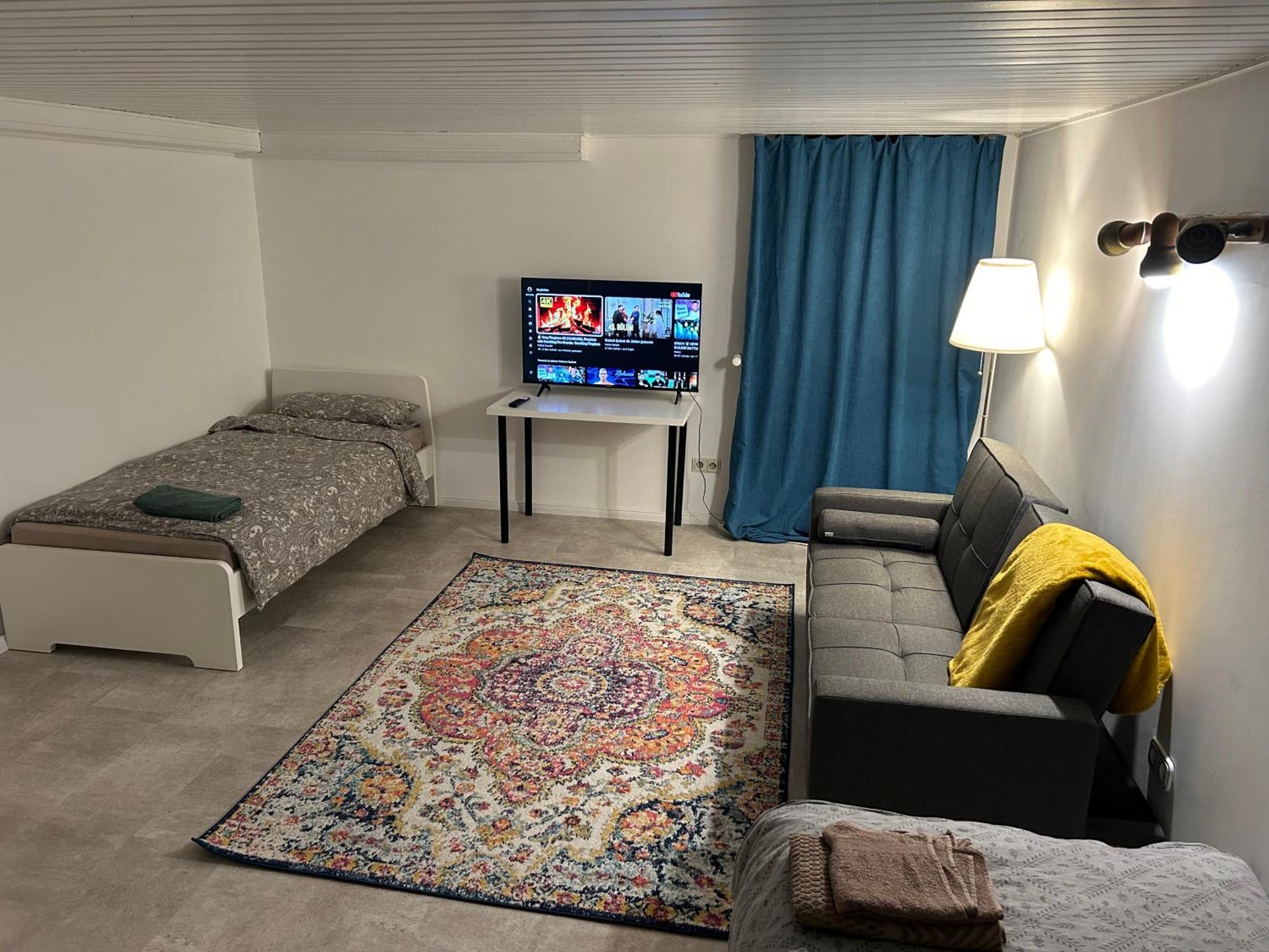 Souterrain Wohnung In Der Naehe Vom Duesseldorfer Flughafen راتينغن المظهر الخارجي الصورة